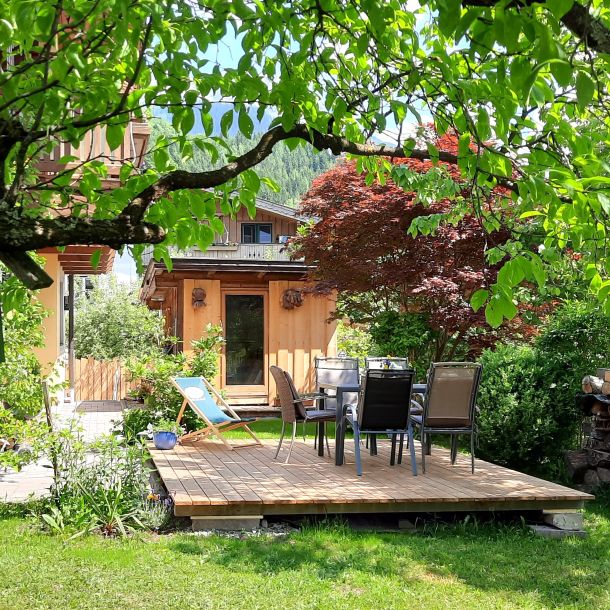 Natur Ferienwohnung EschenWald eigener Garten mit Sonnenterrasse
