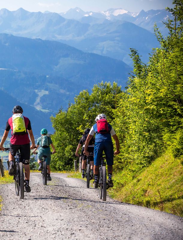 Biken in Leogang als Freundesgruppe